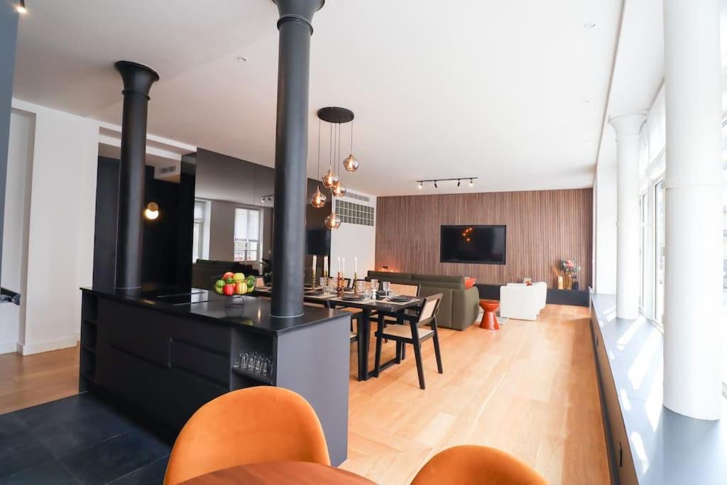 Amazingapartment # Le Marais# Rue Des Archives# Ac Appartement Parijs